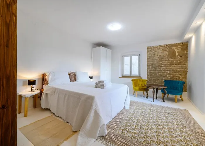 Apartment On The Rock *